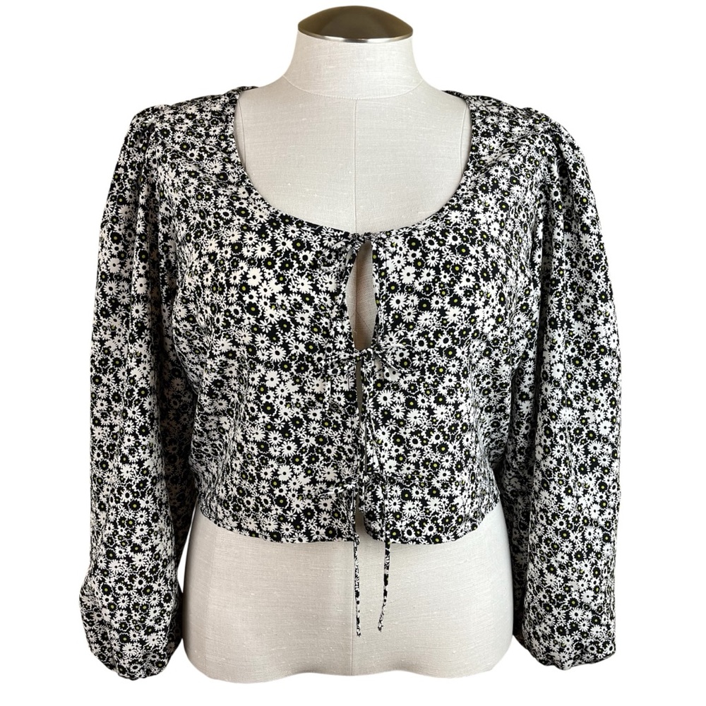 LEVI'S Floral Black and White Cropped Blouse, Bow Tie Front, Puffy Long Sleeves